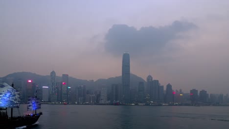 Hong-Kong-island-at-dusk