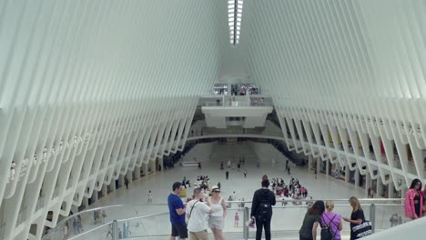 New-Jersey-Path-Station-main-hall-view