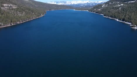 Camera-tilt-up-to-reveal-Donner-Lake-during-winter-10-seconds
