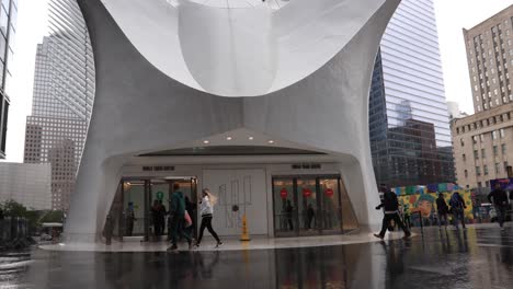 New-York-City-Oculus-Haupteingang-Von-Vorne