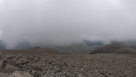 Timelapse-De-La-Formación-De-Nubes-En-El-Pico-Más-Alto-De-Inglaterra,-Scaffel-Pike