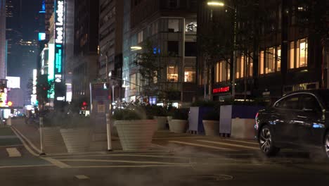 Straßenansicht-In-Der-Nähe-Des-Times-Square-Bei-Nacht