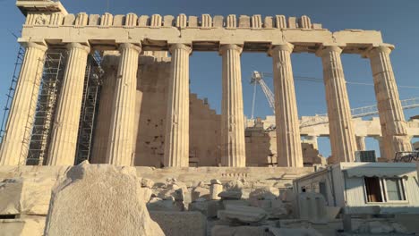 Construcción-Y-Excavación-De-La-Acrópolis-En-El-área-Del-Partenón