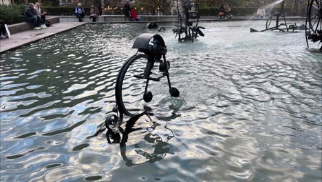 Tinguely-Fountain-in-Basel,-close-up-of-sculpture