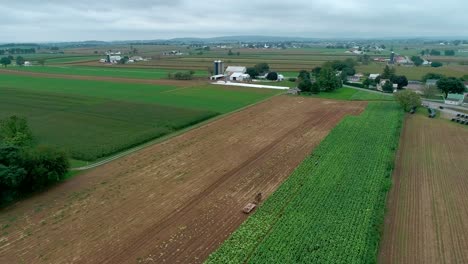 Amish-Farmers-Harvesting-there-Fall-Crops-as-Seen-by-Drone