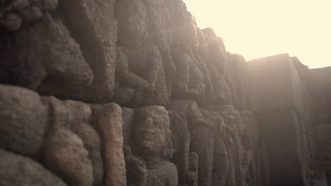 El-Templo-De-Borobudur-Es-Un-Templo-Budista-Mahayana-Del-Siglo-Noveno-En-La-Regencia-De-Magelang,-No-Lejos-De-La-Ciudad-De-Muntilan,-En-El-Centro-De-Java,-Indonesia