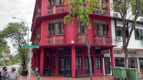 Traditional-Singapore-Peranakan-red-colour-shophouse-in-historic-Joo-Chiat,-East-Coast,-Singapore