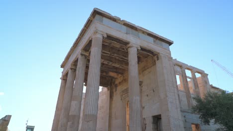 Erechtheion---Gebäude,-Das-Für-Die-Statue-Der-Athena-Polias-Errichtet-Wurde