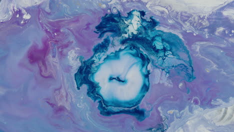 Flüssige-Explosion-Farbmischung-Blau-Und-Weiß-Als-Abstrakter-Hintergrund