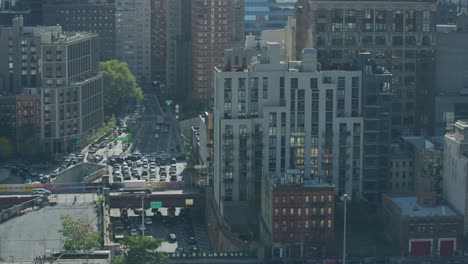 Overlooking-Traffic-Congestion-In-New-York