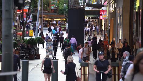 Large-crowd-of-people-walking-on-Queen-street-mall,-as-holiday-season-approaching,-Christmas-gift-shopping-in-preparation,-downtown-Brisbane-city,-Queensland,-Australia,-establishing-static-shot