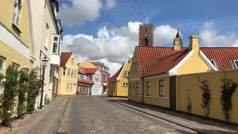 Streets-of-Ribe