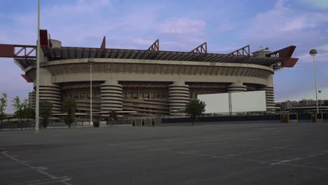 Stadion-San-Siro-In-Mailand,-Italien