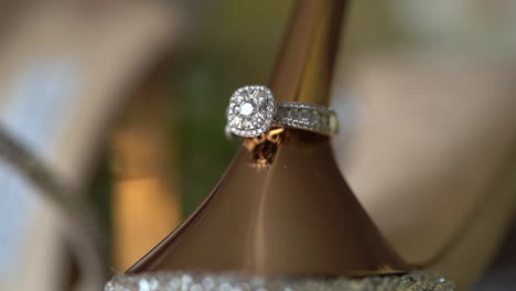 Closeup-slider-shot-of-macro-wedding-ring