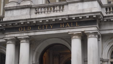 Dolly-gimbal-shot-revealing-the-Old-City-Hall-entrance,-close-up