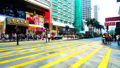Hong-Kong---Circa-Zeitraffer-Des-Hauptverkehrsverkehrs-In-Honk-Kong-Mit-Bussen-Und-Zebrastreifen-In-China