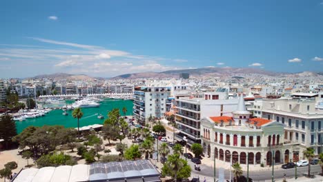 Vista-Aérea-Del-Puerto-En-El-Pireo-Atenas-Grecia-Durante-La-Residencia-De-Verano-Hotel-Yates-Barcos-Mar-Vacaciones-Viaje-2