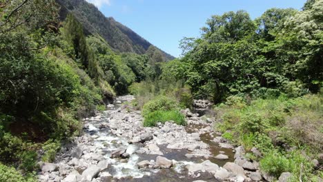 'Iao-River-West-Maui