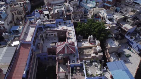 Aerial-view-of-hundreds-of-rooftops-in-Jodhpur-blue-city