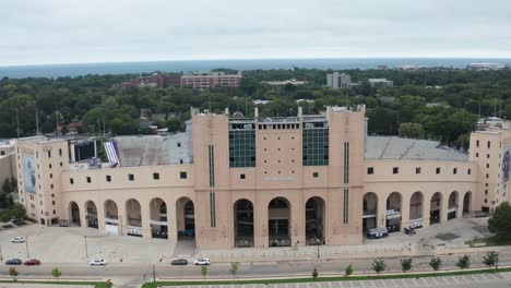 Ryan-Field-football-stadium-on-the-campus-of-Northwestern-University-in-Evanston,-Illinois-with-drone-video-pulling-out-close-up