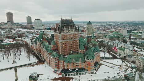 Flying-around-Quebec-castle-chateau-Frontenac