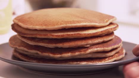 Quick-video-of-serving-pancakes-on-the-table