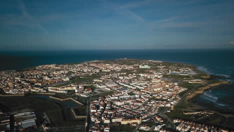 Peniche's-city-amplitude-shown-by-an-amazing-aerial-morning-tour