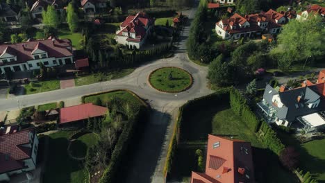 Aerial-view-of-a-housing-estate,-camera-moving-upwards