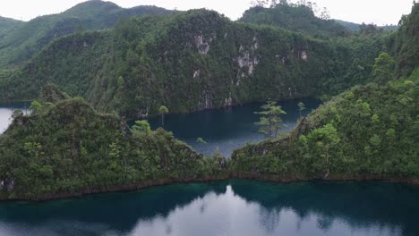 Aerial-shot-of-Cinco-Lagos,-Montebello-National-Park,-Chiapas