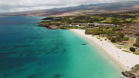 Hapuna-Beach-Paradise-With-White-Sandy-Shore-And-Accommodations-In-The-Big-Island-Of-Hawaii