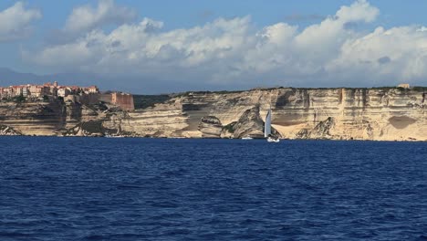 Bonifacio-medieval-town-perched-on-sandstone-cliffs,-Corsica-in-France-1