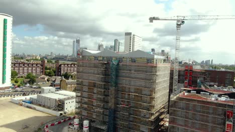 Amazing-Construction-site-in-London