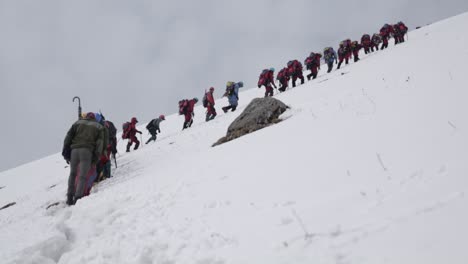 Himalayan-mountaineer-climbing-an-ice-mountain-of-upper-Himalayas,-Uttarakhand-India