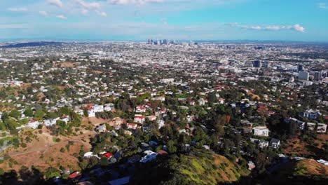 Drone-flying-over-Los-Angeles,-USA
