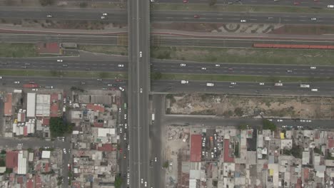 Luftaufnahme-Drohne-2,-Avenue-Central-Ecatepec-Mexiko-Stadt