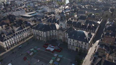 Rennes-City-Hall-at-Mairie-square,-France-1