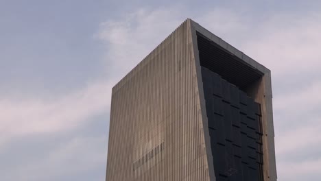Tiro-Panorámico-De-Rascacielos-En-Beijing,-China