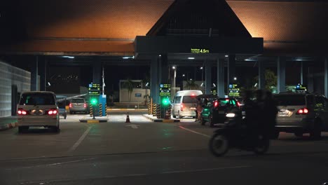 Medium-Shot-of-the-Entrance-to-Siem-Reap-International-Airport-at-Night