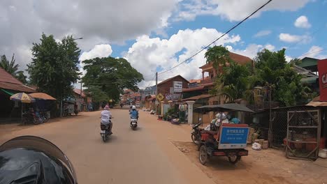 Hiperlapso-De-Salir-De-Siem-Reap-En-Camboya-Y-Viajar-A-Phnom-Krom