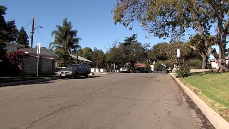 Vista-De-La-Calle-Del-Suburbio-Cerca-De-Burbank,-California,-Usa-1
