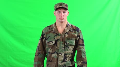 U.S.-Army-Serviceman-Turn-and-Face
