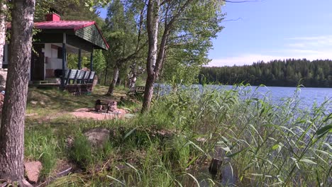 Romantic-lake-with-idyllic-hut-in-Finland