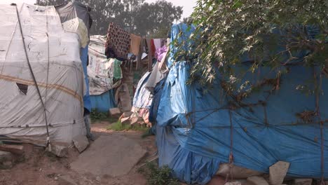 Tents-at-the-edge-of-Bangalore,-India-3
