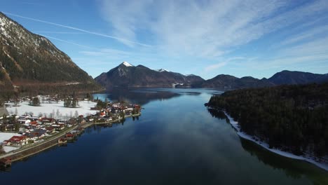 Aerial-shot-or-flight-at-Lake-Walchen-in-the-Alps,-Bavaria,-Germany-1