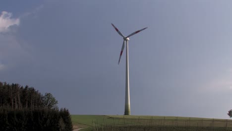 Wind-turbine-near-Schweitenkirchen,-Bavaria,-Germany