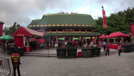 Hong-Kong-China,-circa-:-timelapse-Che-Kung-Temple-in-Hong-Kong