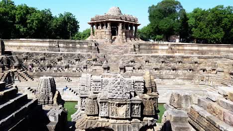 Sun-Temple-view-raised-from-the-stone-carvings-on-from-the-edge-of-the-stepwell