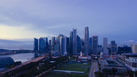 Zeitrafferansicht-Mit-Blick-Auf-Die-Skyline-Von-Padang-Und-Singapur