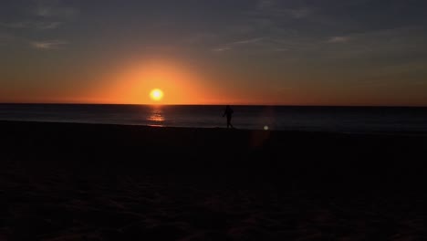 Sunrise-on-the-beach-in-San-Jose-del-Cabo,-Mexico-3