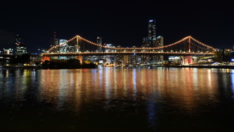Nachtraffer-Der-Story-Bridge-Brisbane